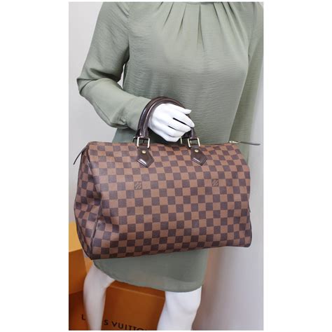 louis vuitton speedy 35 damier fake|louis Vuitton Speedy 25 price.